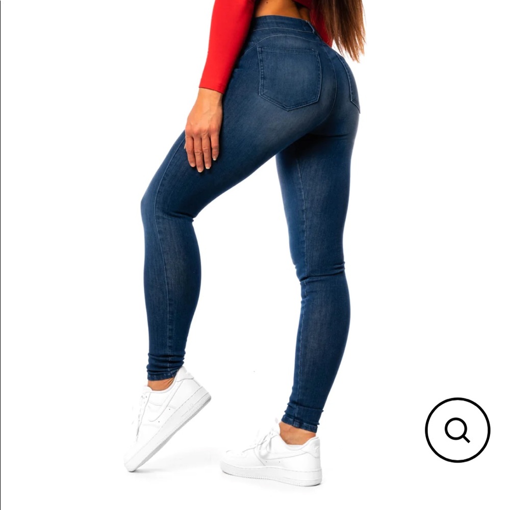 FITJEANS 360 Mid Waisted - Deep Indigo